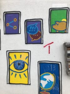 Photo how to read Marseille tarot